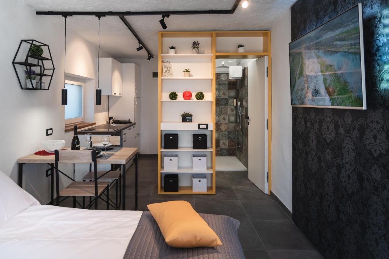 Apartamento Hisa Kapis With Hot Tube Koper Exterior foto