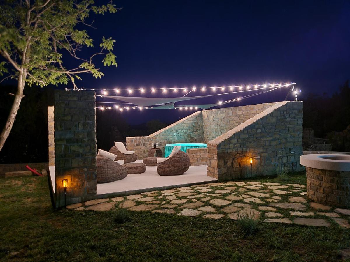 Apartamento Hisa Kapis With Hot Tube Koper Exterior foto
