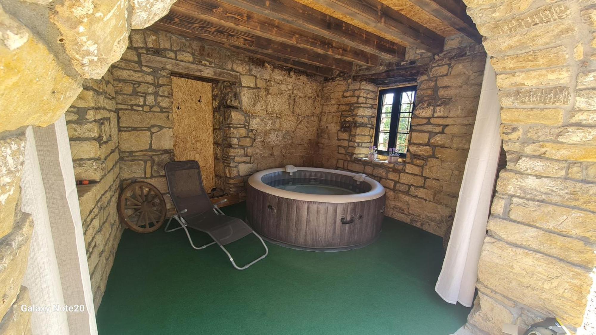 Apartamento Hisa Kapis With Hot Tube Koper Exterior foto